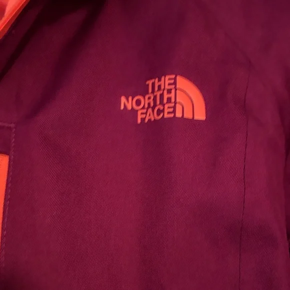 The North Face Women's Magenta and Orange Ski Jacket, Small - Picture 2 of 13
